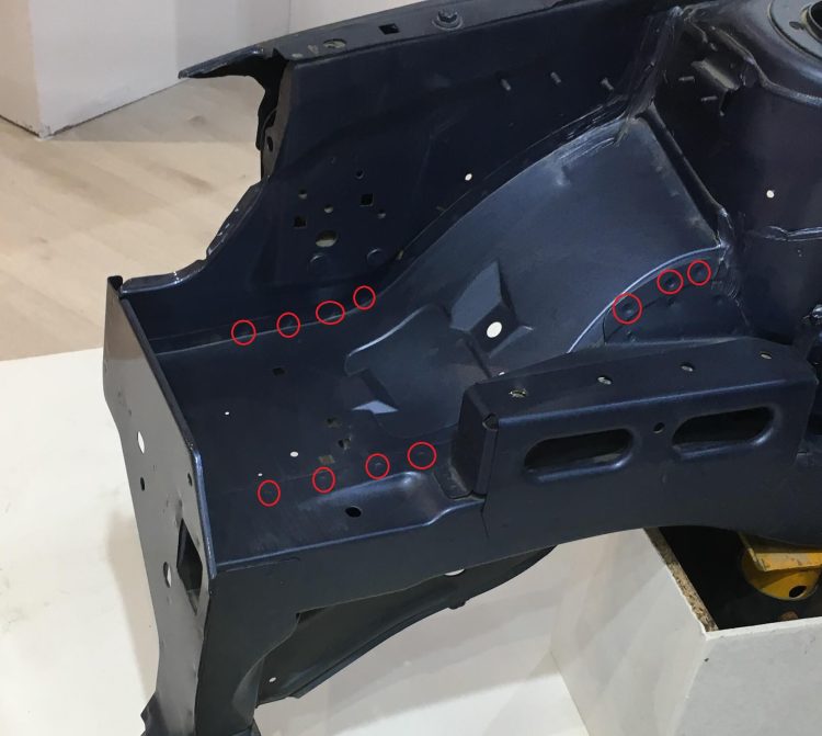 ماشینی که شاسی آن خوردگی جزئی دارد، ارزش خریدن دارد؟